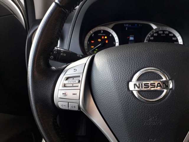 Nissan  Nissan Navara NP300 4x4 Acenta Double Cab Auto.
